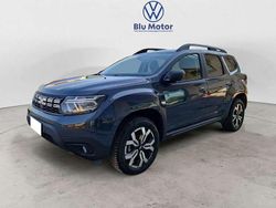 Grigio scuro metalizzato Usata 2023 Dacia Duster Journey SUV | 20.500 € (Cara)