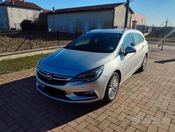 Grigio Usata 2017 Opel Astra Innovation Station wagon | 6900 € (Buon prezzo)