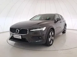 Marrone Usata 2023 Volvo V60 CC Plus Station wagon | 35.300 € (Buon prezzo)