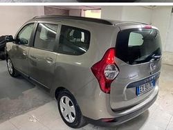 Giallo Usata 2015 Dacia Lodgy Monovolume | 6500 € (Buon prezzo)