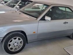 Argento Usata 1995 Mercedes E200 Coupé | 9890 €