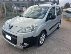 Grigio Usata 2010 Peugeot Partner Tepee Outdoor Monovolume | 6500 € (Ottimo prezzo)