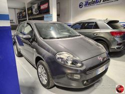 Grigio(met.) Usata 2016 Fiat Punto Lounge Due volumi | 6500 € (Buon prezzo)