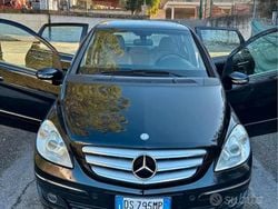 Nero Usata 2008 Mercedes B200 Monovolume | 3500 € (Buon prezzo)