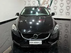 Nero Usata 2017 Volvo V40 Momentum Station wagon | 10.500 € (Ottimo prezzo)
