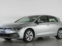 Argento Usata 2020 VW Golf Style Tre volumi | 21.800 € (Buon prezzo)