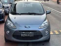 Grigio Usata 2012 Ford Ka Due volumi | 5800 € (Buon prezzo)