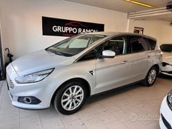 Grigio Usata 2017 Ford S-MAX Business Edition Monovolume | 11.990 € (Buon prezzo)
