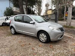 Grigio Usata 2009 Dacia Sandero Ambiance Tre volumi | 4500 € (Buon prezzo)