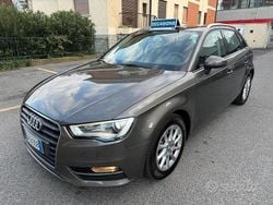 Grigio Usata 2013 Audi A3 Attraction Tre volumi | 12.500 € (Buon prezzo)
