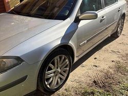 Grigio Usata 2005 Renault Laguna II Tre volumi | 3500 €