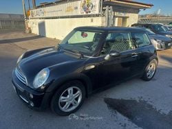 Nero Usata 2006 Mini Cooper Due volumi | 3500 € (Buon prezzo)