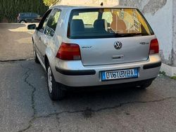 Grigio Usata 2001 VW Golf IV Due volumi | 2350 € (Cara)