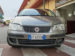 Marrone Usata 2008 Fiat Idea Monovolume | 2300 € (Ottimo prezzo)