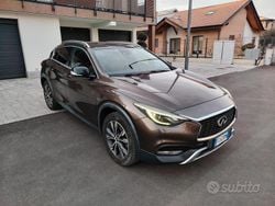 Marrone Usata 2016 Infiniti QX30 Tre volumi | 9900 €