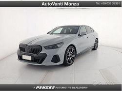 Grigio Usata 2025 BMW 520 M Sport Tre volumi | 56.890 € (Super prezzo)