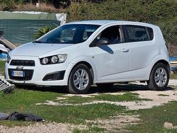 Bianco Usata 2013 Chevrolet Aveo Due volumi | 1100 € (Super prezzo)