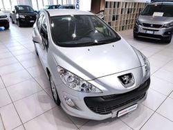Grigio Usata 2008 Peugeot 308 Premium Tre volumi | 4200 € (Buon prezzo)