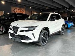 Nuova 2025 Alfa Romeo GT Junior Tre volumi | 29.900 € (Buon prezzo)