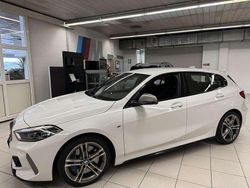 Alpin white pastello Usata 2024 BMW 135 Due volumi | 38.900 € (Buon prezzo)