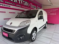 Bianco pastello Usata 2019 Fiat Fiorino Monovolume | 8400 € (Buon prezzo)