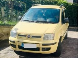 Giallo Usata 2011 Fiat Panda Dynamic Due volumi | 2400 € (Buon prezzo)