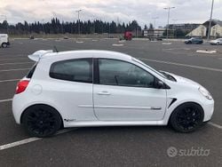 Bianco Usata 2008 Renault Clio R.S. R.S. Due volumi | 14.900 € (Buon prezzo)