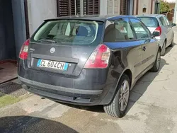 Nero Usata 2004 Fiat Stilo Active Tre volumi | 1600 € (Buon prezzo)