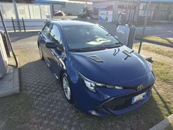 Usata 2020 Toyota Corolla Hybrid Active Tre volumi | 16.000 € (Molto cara)