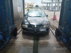 Nero Usata 2002 Alfa Romeo 147 Due volumi | 1000 € (Ottimo prezzo)
