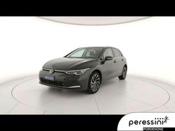 Grigio Usata 2022 VW Golf VIII Style Tre volumi | 27.500 € (Buon prezzo)