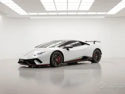 Bianco icarus Usata 2019 Lamborghini Huracán Coupé | 282.890 € (Buon prezzo)