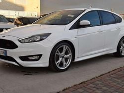 Bianco Usata 2017 Ford Focus ST Tre volumi | 9800 € (Buon prezzo)