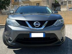 Usata 2015 Nissan Qashqai Tekna SUV | 14.000 € (Molto cara)