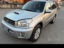 Grigio Usata 2002 Toyota RAV4 Station wagon | 2100 € (Super prezzo)