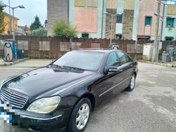 Nero Usata 2001 Mercedes 320 Tre volumi | 4500 €