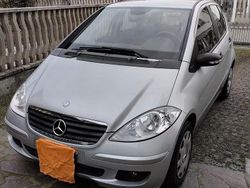 Grigio Usata 2004 Mercedes A150 Due volumi | 3900 €
