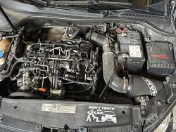 Grigio Usata 2011 VW Golf VI Due volumi | 8500 € (Molto cara)