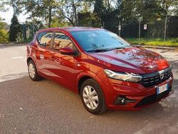 Usata 2022 Dacia Sandero Comfort Due volumi | 13.500 € (Buon prezzo)