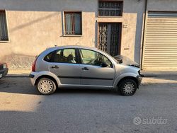Grigio Usata 2005 Citroën C3 Tre volumi | 500 € (Super prezzo)