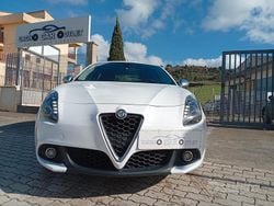 Bianco Usata 2017 Alfa Romeo Giulietta Super Tre volumi | 10.800 € (Buon prezzo)