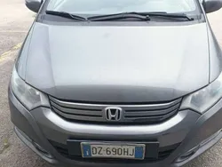 Grigio Usata 2009 Honda Insight Executive Tre volumi | 4000 € (Buon prezzo)