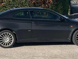 Usata 2006 Alfa Romeo GT Coupé | 2750 € (Buon prezzo)