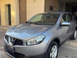 Grigio Usata 2010 Nissan Qashqai Tekna SUV | 6399 € (Buon prezzo)