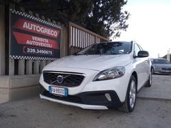 Bianco Usata 2015 Volvo V40 CC Momentum Station wagon | 8500 €
