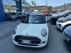 Bianco Usata 2016 Mini Cooper Due volumi | 13.800 € (Buon prezzo)
