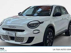 Bianco gelato pastello Nuova 2025 Fiat 600 Tre volumi | 19.200 €