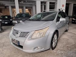 Grigio Usata 2010 Toyota Avensis Executive Station wagon | 2990 € (Ottimo prezzo)