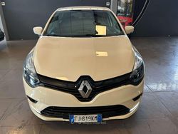 Beige Usata 2017 Renault Clio IV Zen Tre volumi | 4990 € (Ottimo prezzo)