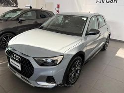 Blu Usata 2021 Audi A1 Ambiente Tre volumi | 18.800 € (Buon prezzo)